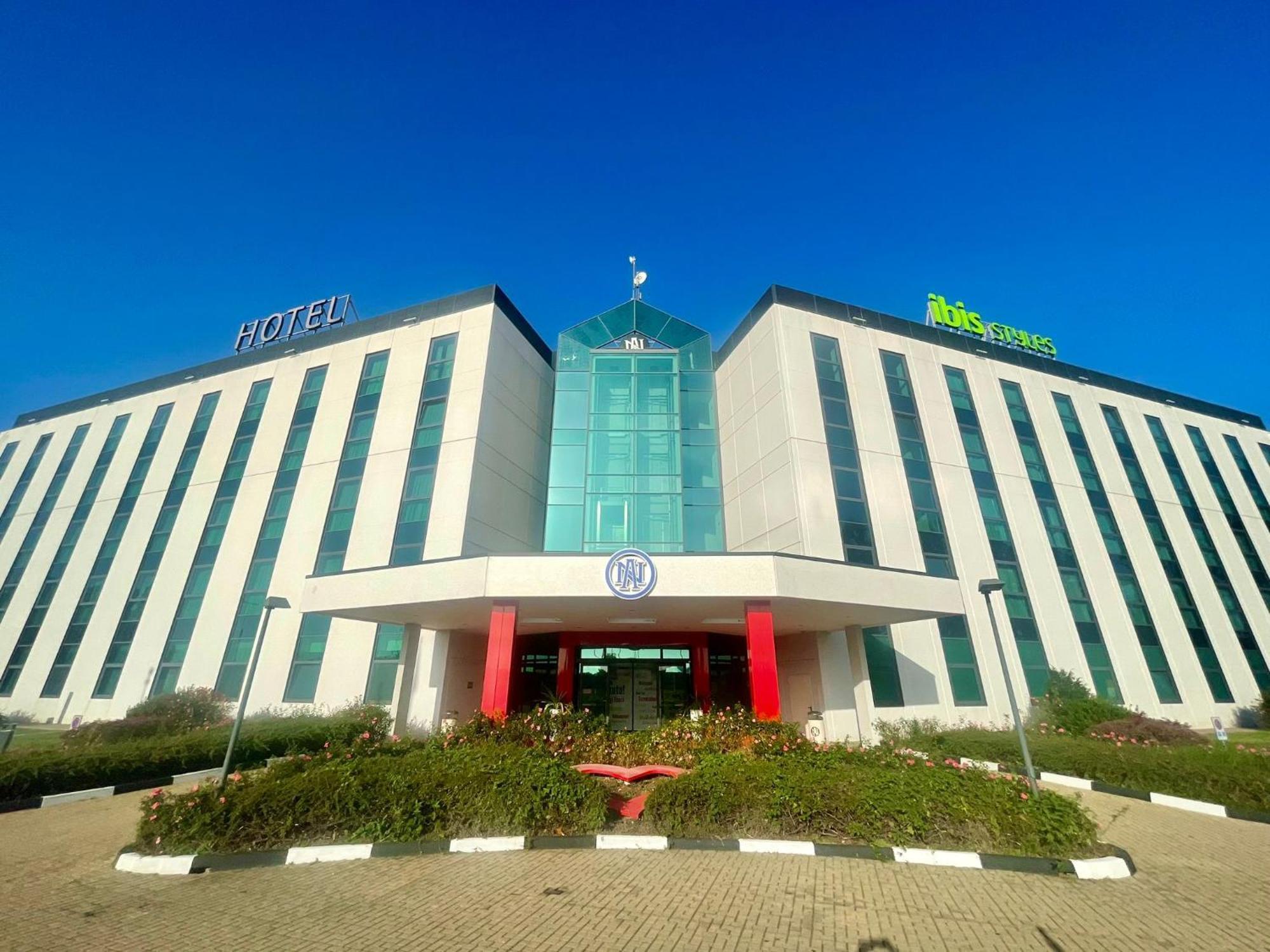 ไอบิส สไตล์ มิลาโน เอสต์ เซตตาลา Hotel Settala ภายนอก รูปภาพ